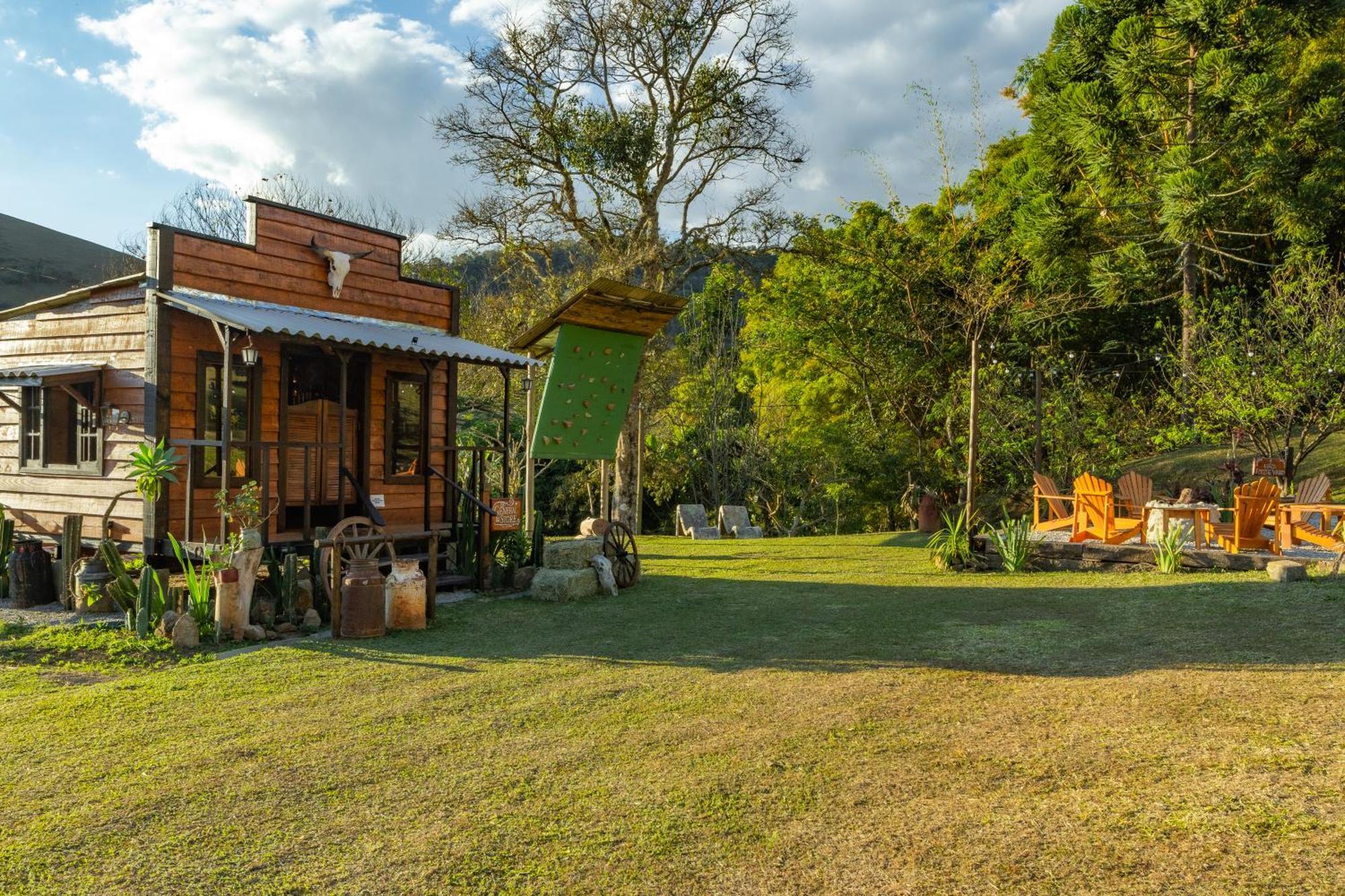 Pousada Lua Bonita Sao Bento do Sapucai Exterior photo